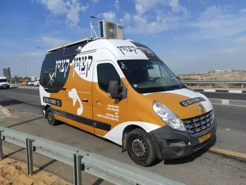 כלב לאחר טיפוח בגלריית קצוץ קצוץ — תמונה 7
